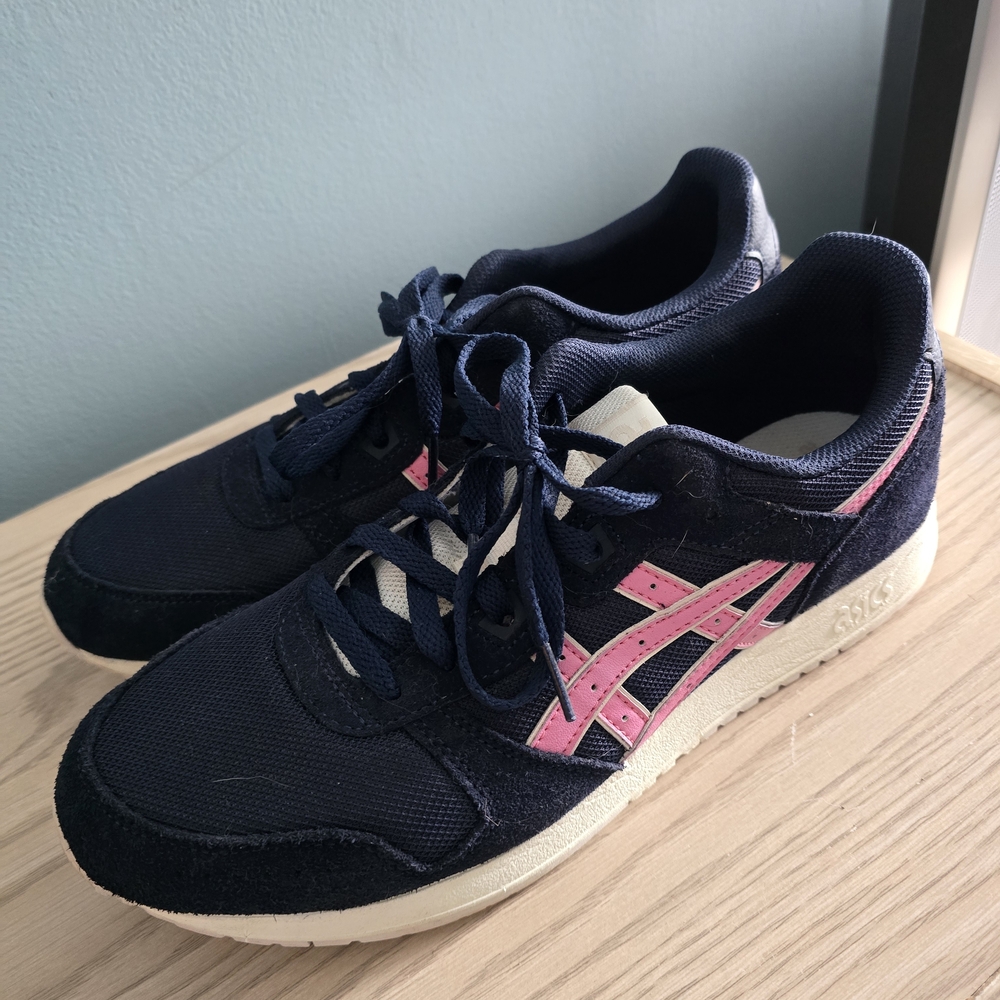 ASICS Women's Dark Blue and Pink Sneakers